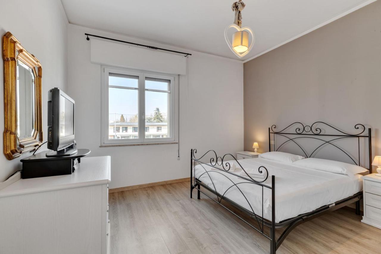 Elegant Blue Apartment فيتشنزا المظهر الخارجي الصورة